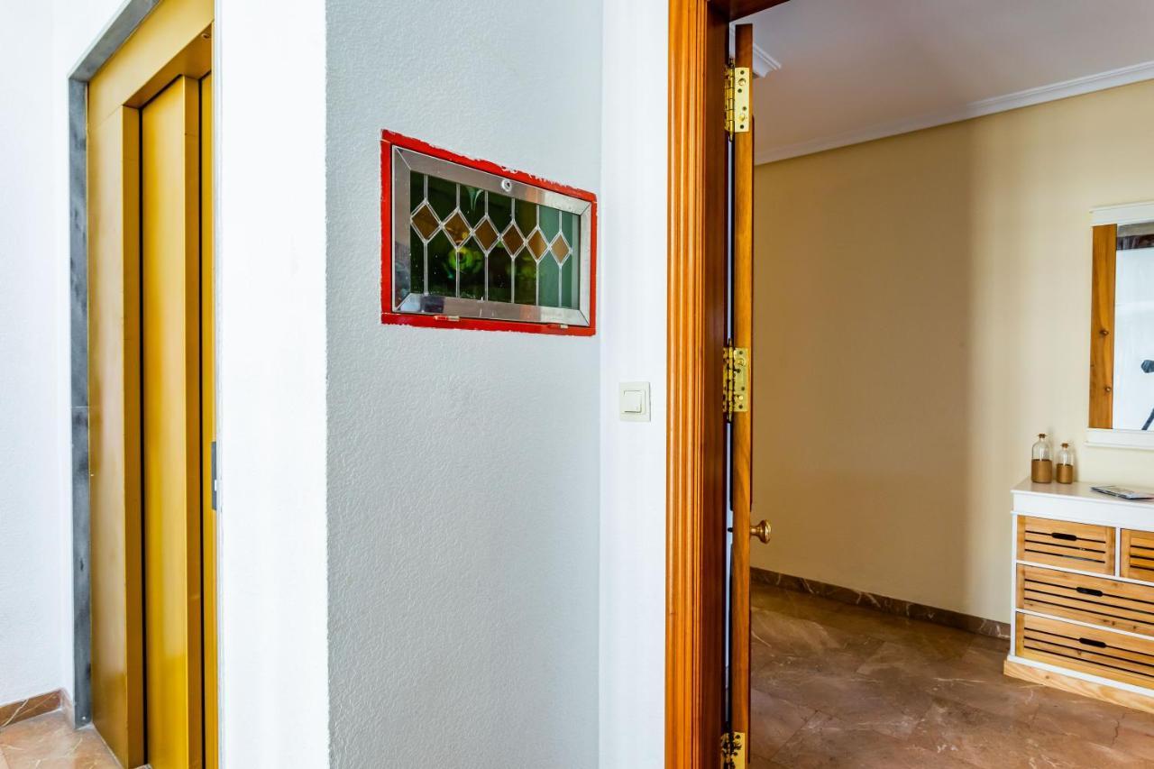 Dimora Buono Apartment Almeria Ngoại thất bức ảnh