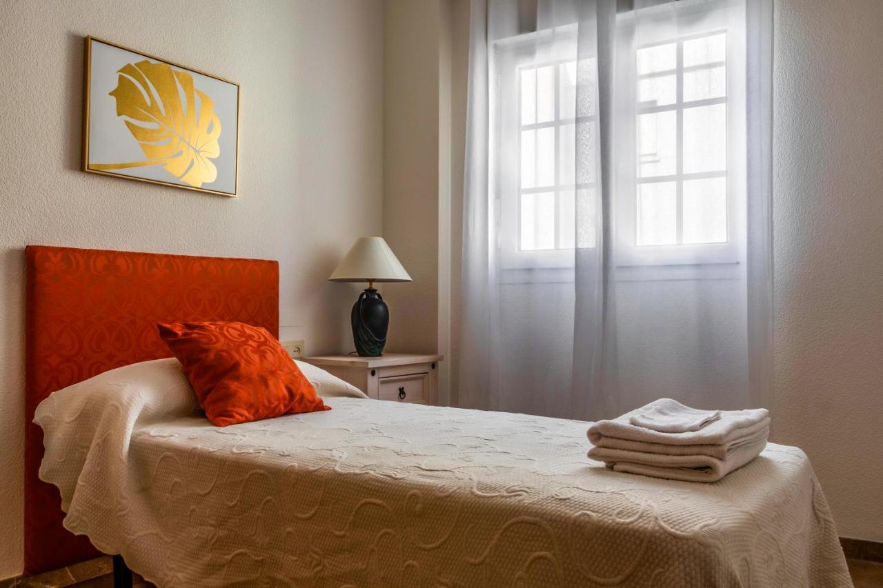 Dimora Buono Apartment Almeria Ngoại thất bức ảnh