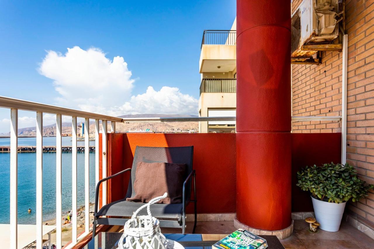 Dimora Buono Apartment Almeria Ngoại thất bức ảnh