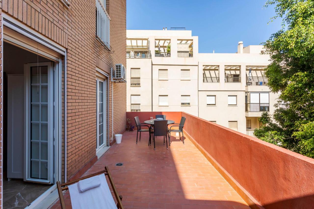 Dimora Buono Apartment Almeria Ngoại thất bức ảnh