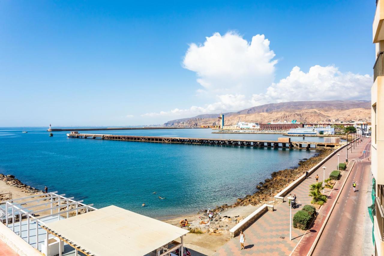 Dimora Buono Apartment Almeria Ngoại thất bức ảnh